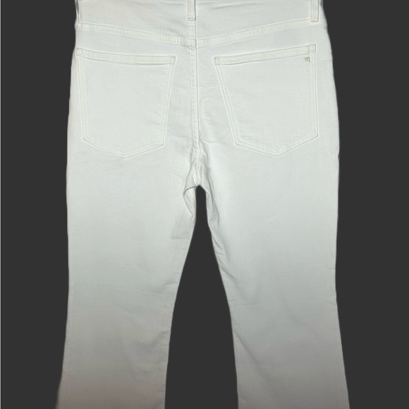 NWT Madewell Mid-Rise Kick Out Ankle Jeans in White, Sizes 25, 26T, & 27 - Picture 9 of 13